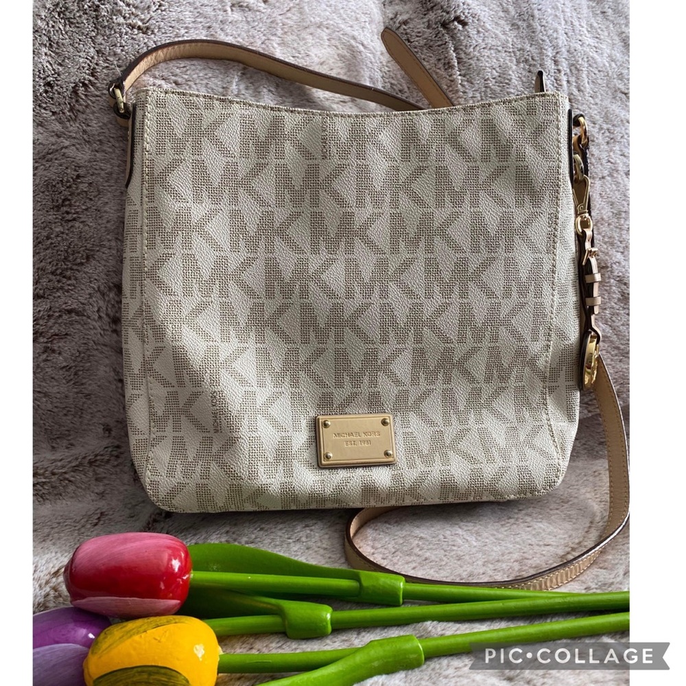 ❤️SALE❤️✨Like New Michael Kors Crossbody Bag